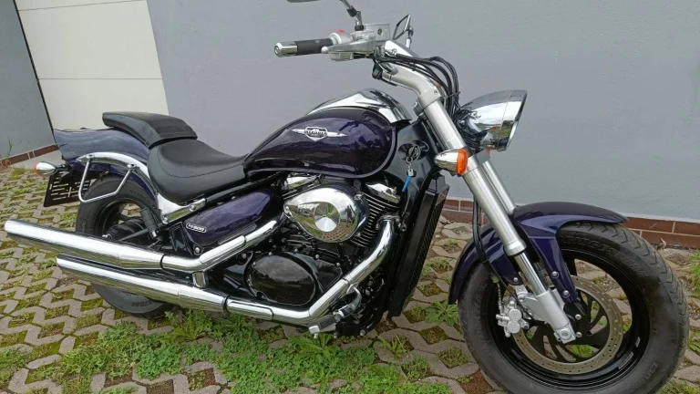 Suzuki Intruder M 800