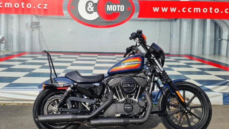 Harley-Davidson Sportster XL 1200NS Iron