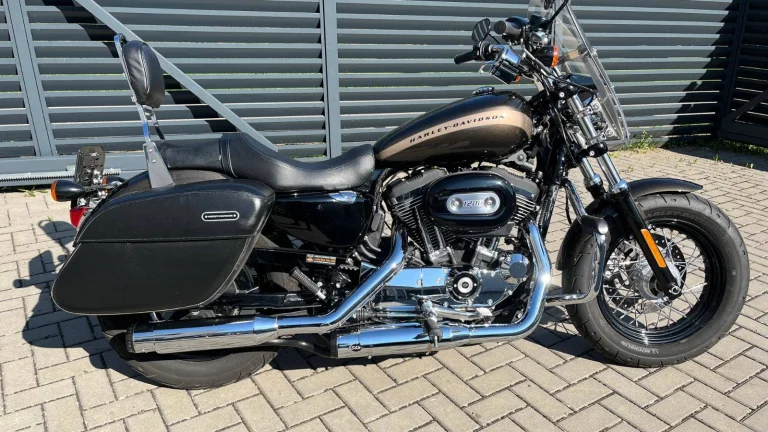 Harley-Davidson XL 1200 C Sportster Custom