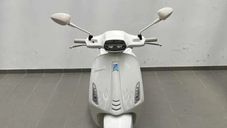 Vespa Sprint 125 Justin Bieber