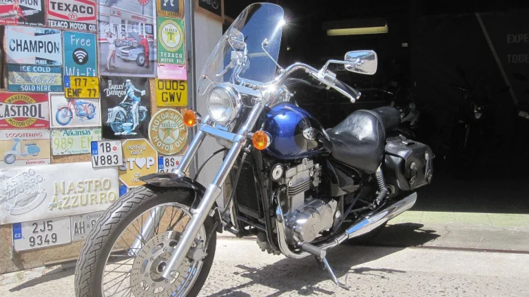 Kawasaki EN 500 Vulcan vč. Českého TP