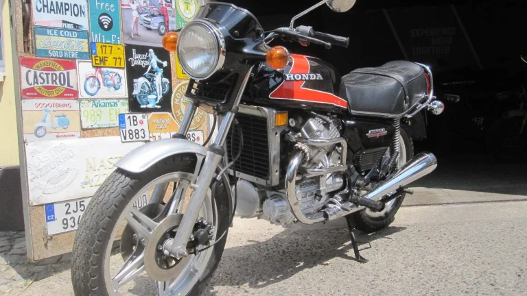 Honda CX 500 vč. Českého TP