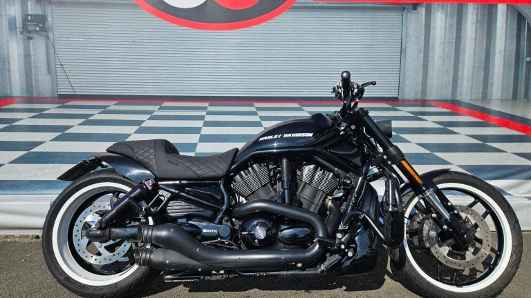 Harley-Davidson VRSCDX Night Rod Special