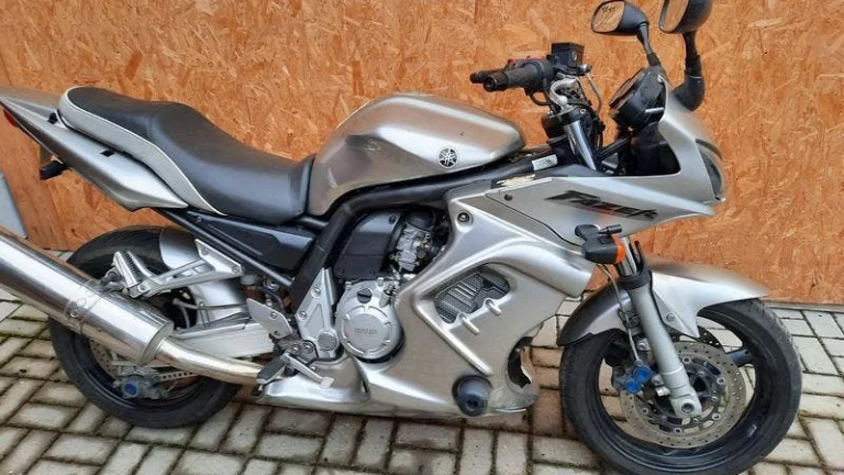 Yamaha FZS 1000 Fazer