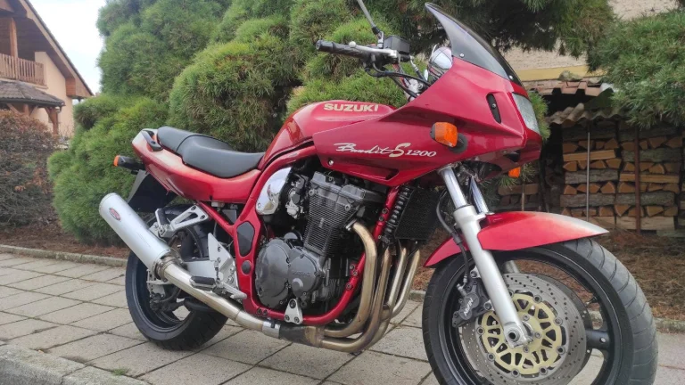 Suzuki GSF 1200 S Bandit