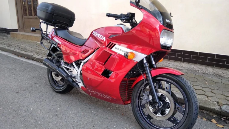 Honda VF 1000 F