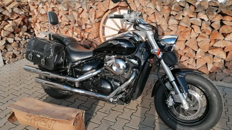 Suzuki Intruder M 800