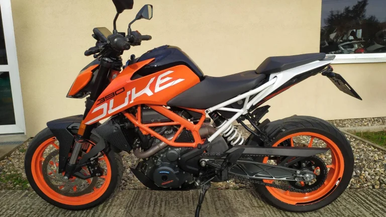 KTM 390 Duke