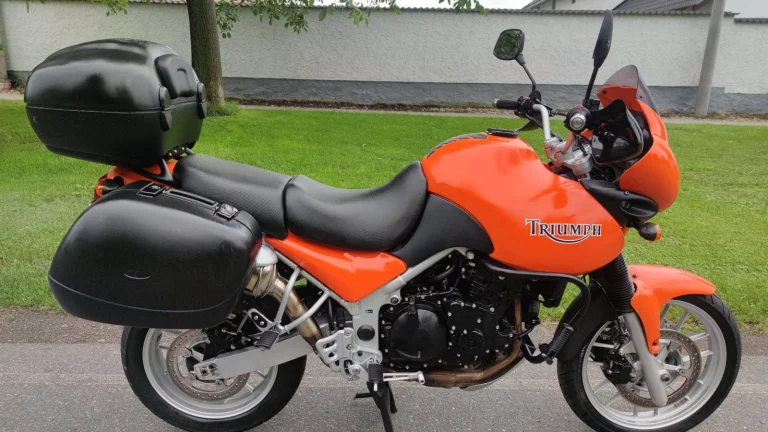 Triumph Tiger 955i