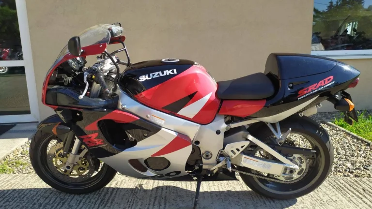 Suzuki GSXR 750 SRAD