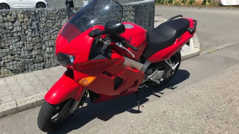 Honda VFR 800