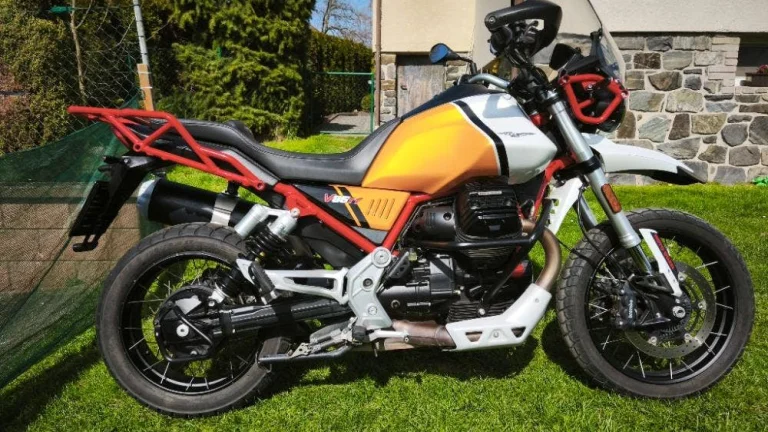 Moto Guzzi V 85 TT Evocative Giallo Mojave (2022) nádherná, po servisu