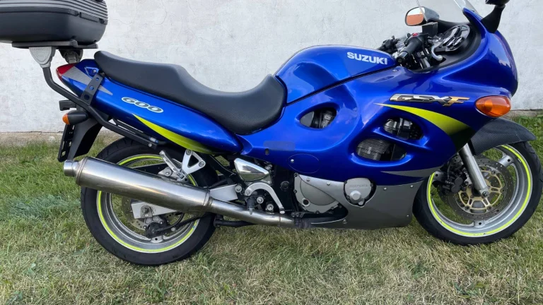 Suzuki GSX 600 F