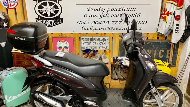 Sym Symphony ST 125 Peugeot Tweet 125