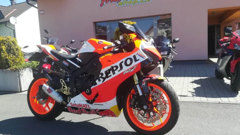 Honda CBR 1000 RR Fireblade