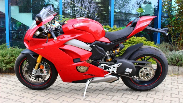 Ducati Panigale V4 S