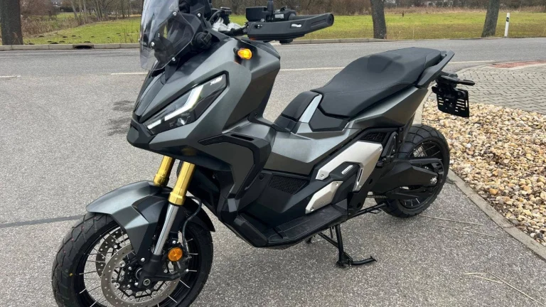 Honda X-ADV 230 km