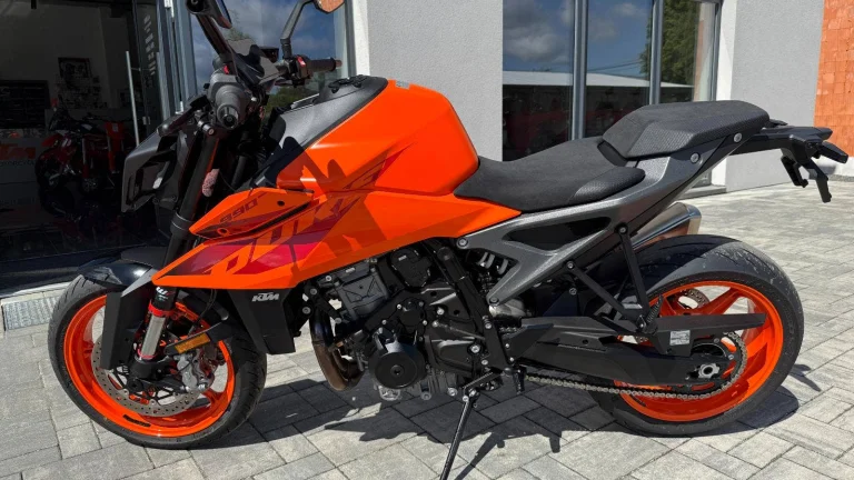 KTM 990 Duke+ TECH PACK