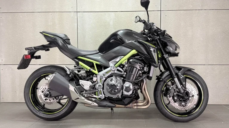 Kawasaki Z 900 ABS - ČR / 1. MAJ / TOP STAV A CENA