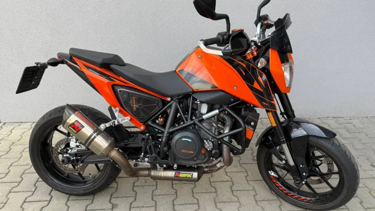 KTM 690 Duke