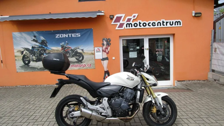 Honda CB 600 F Hornet