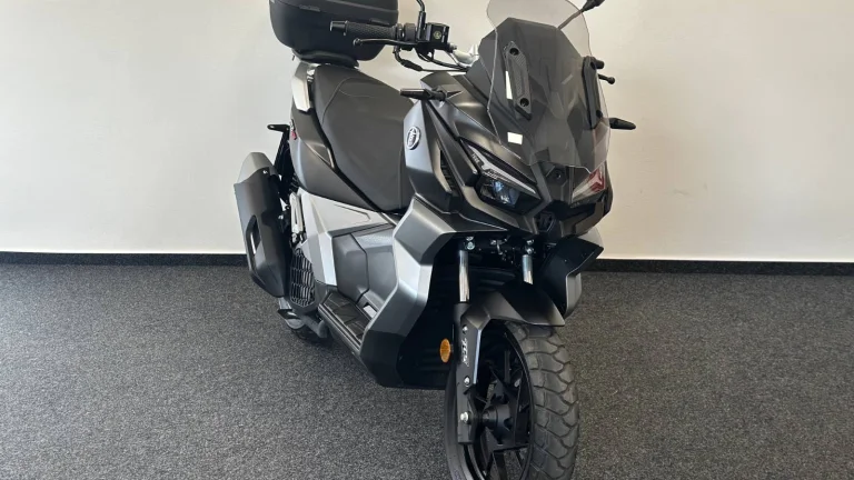 Voge SR 125 ADV