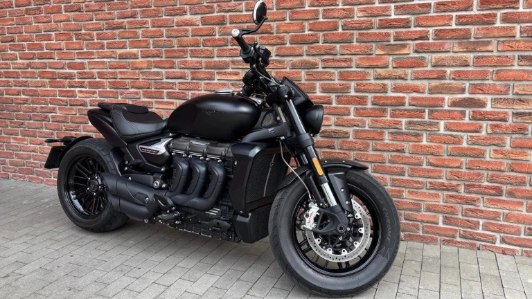 Triumph Rocket 3 Black Edition