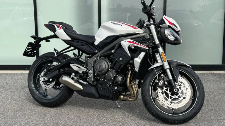 Triumph Street Triple 660 S | Předváděcí motocykl