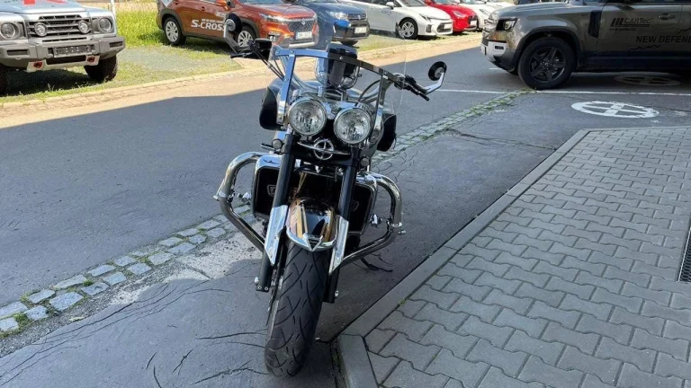 Triumph Rocket III Roadster 2294 cm3 ABS
