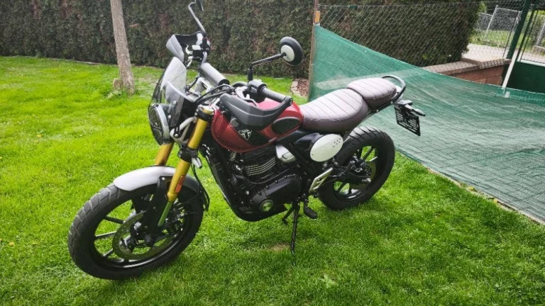 Triumph Scrambler 400 X (2024) nový , 8800 km, 35kW - A2