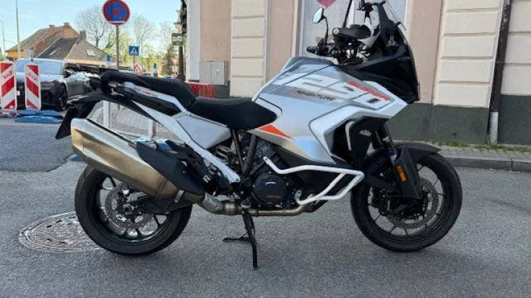 KTM 1290 Super Adventure S 2024