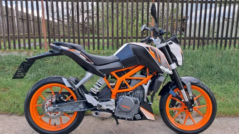 KTM 390 Duke 5600km