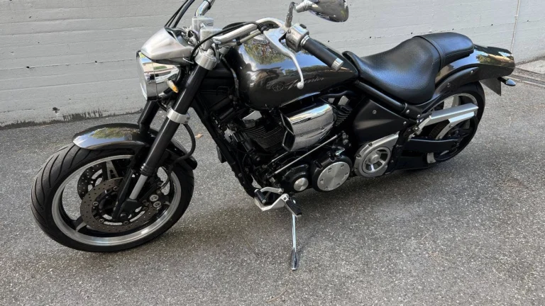 Yamaha XV 1700 Warrior