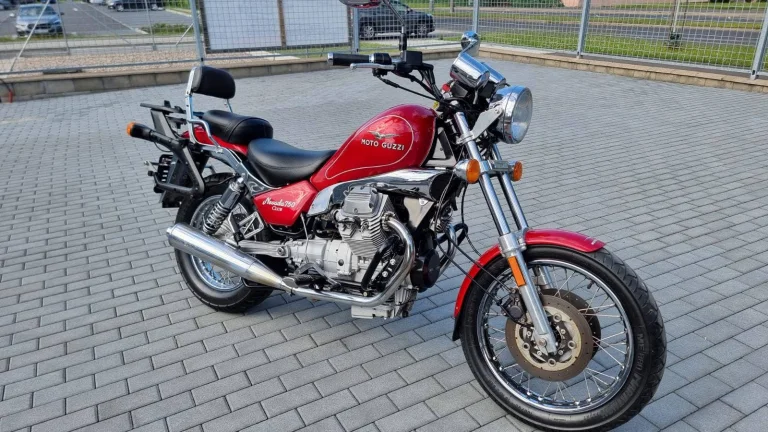 Moto Guzzi Nevada 750 Club