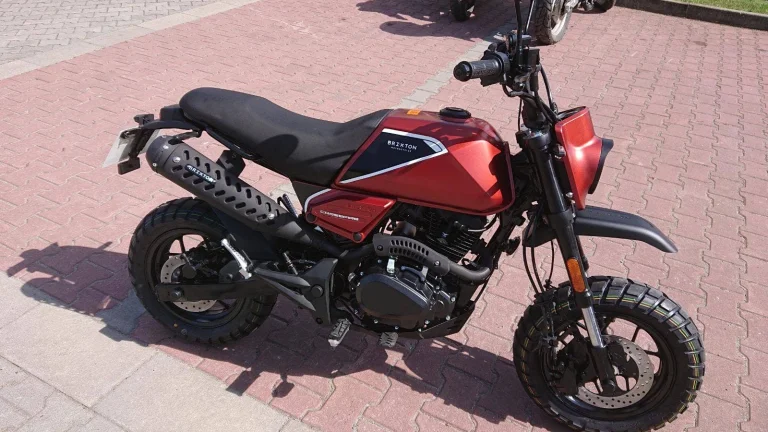 Brixton Crossfire 125 XS | Nový motocykl