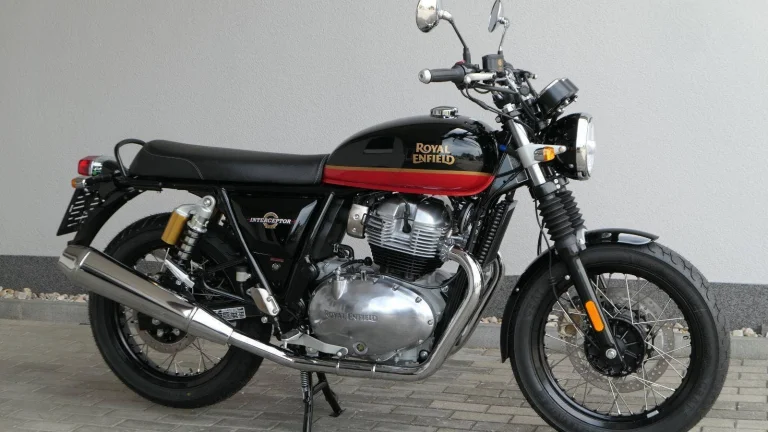 Royal Enfield Interceptor 650 Twin Sunset Strip ( odpočet DPH ) | Nový motocykl