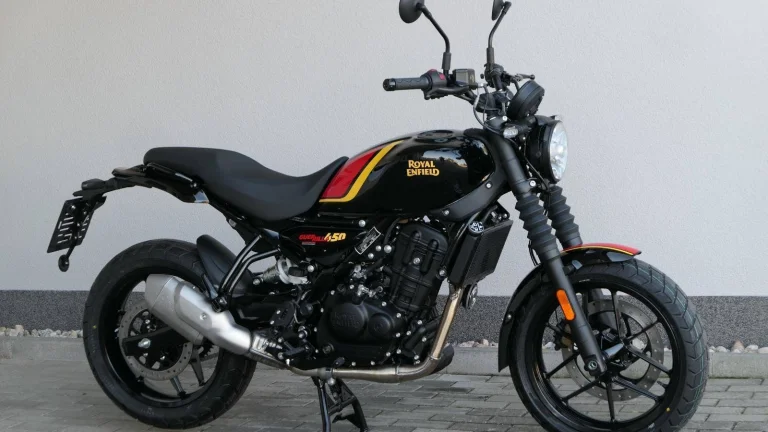 Royal Enfield Guerrilla 450 Playa Black ( odpočet DPH ) | Nový motocykl