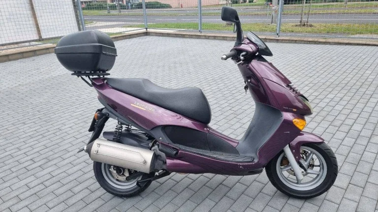 Aprilia Leonardo 150