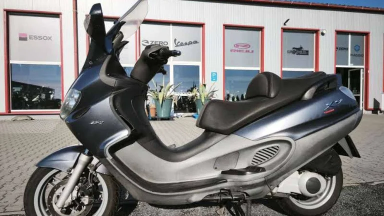 Piaggio X9 250 Evolution