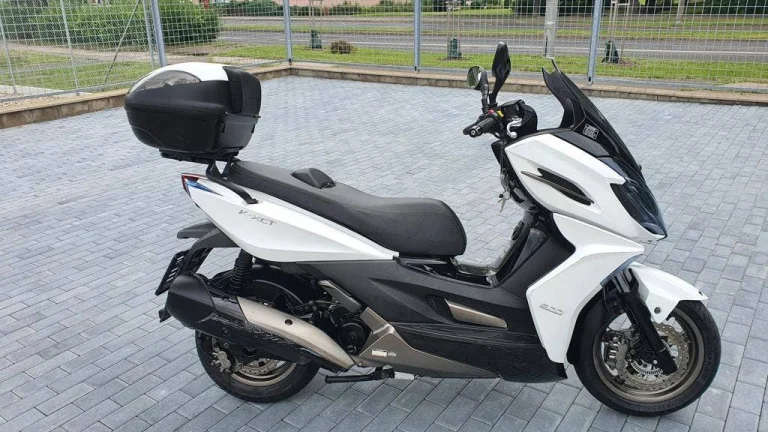 Kymco K-XCT 300i