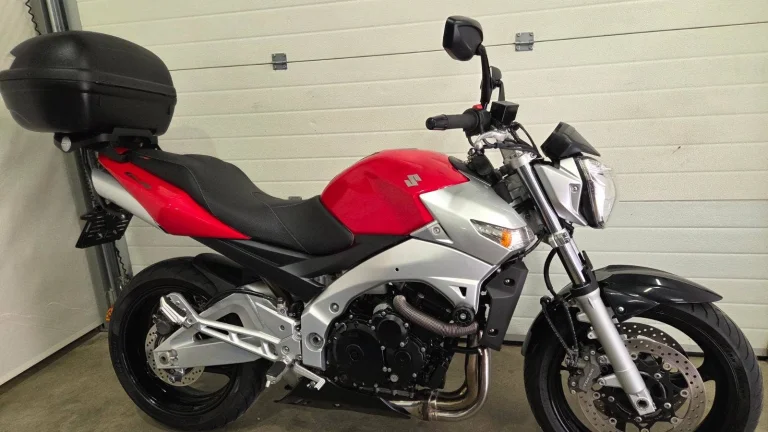 Suzuki GSR 600 - 29tis km