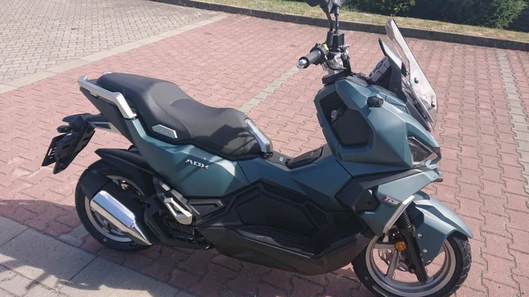 Sym ADX 125i | Nový skútr