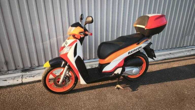 Honda SH 125i REPSOL (2007) řp.sk B, po servisu