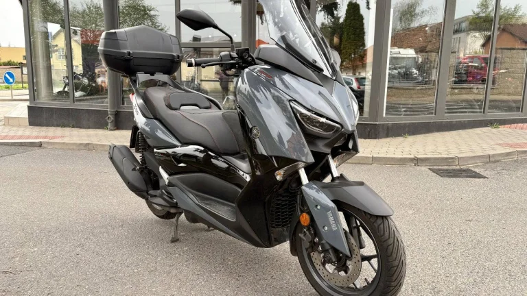 Yamaha XMAX 125 Tech MAX