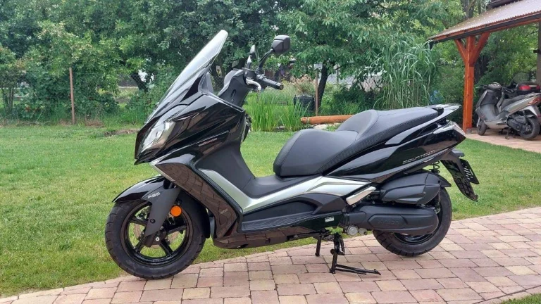 Kymco Downtown 125i