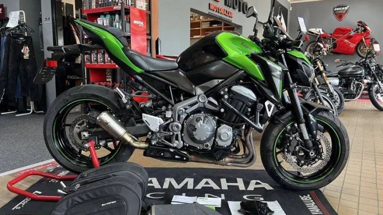 Kawasaki Z 900 koupeno CZ, 11tkm