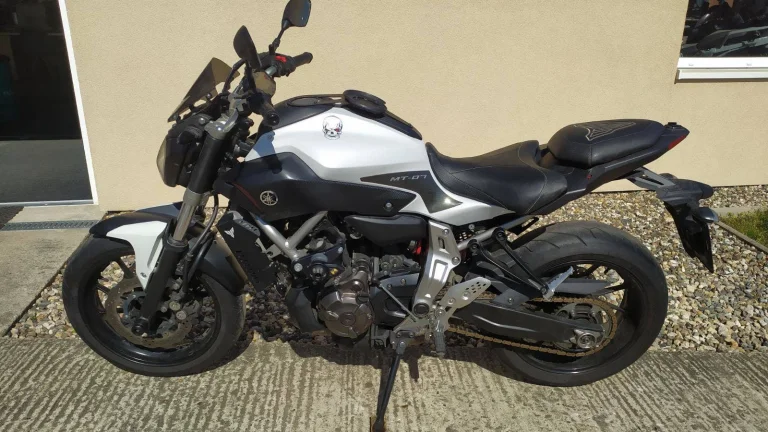 Yamaha MT-07