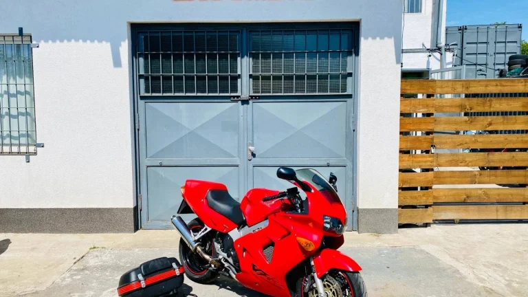 Honda VFR 800 F1