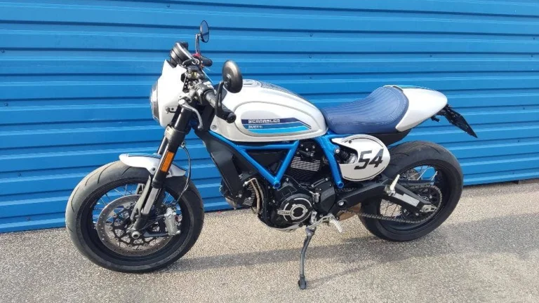 Ducati Scrambler Café Racer 54 na drátech (2020) AKCE
