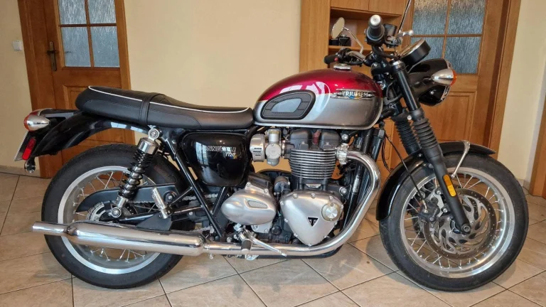 Triumph Bonneville T 120